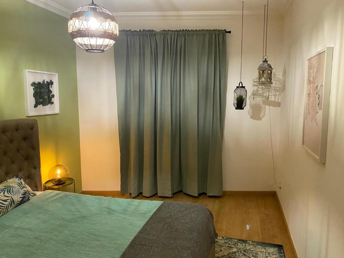 Country Town Apartment Almeirim Exterior photo